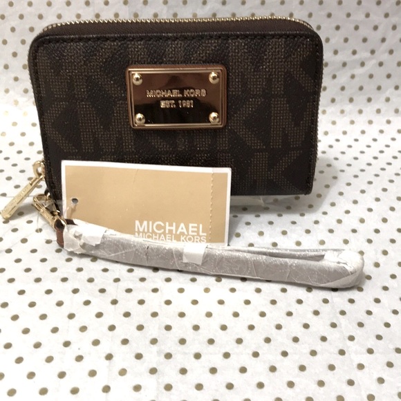 Michael Kors Signature Electronic Multifunction Phone Case/Wristlet /Wallet. NWT - Picture 8 of 10